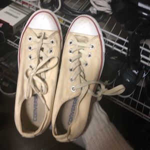 Beige converse all star size 8.5
